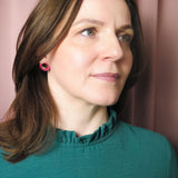 Minimalistische Ohrstecker - Holographic Pink